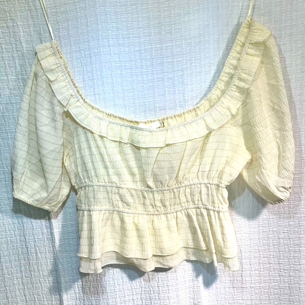 NWOT Lush Ruffle Crop Top